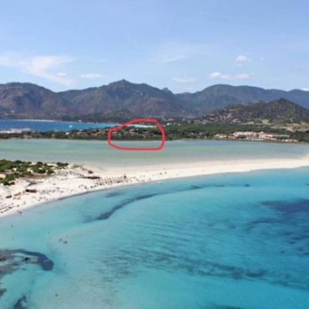 Villetta Vista Mare Sulla Spiaggia Di Porto Giunco Notteri Exterior photo